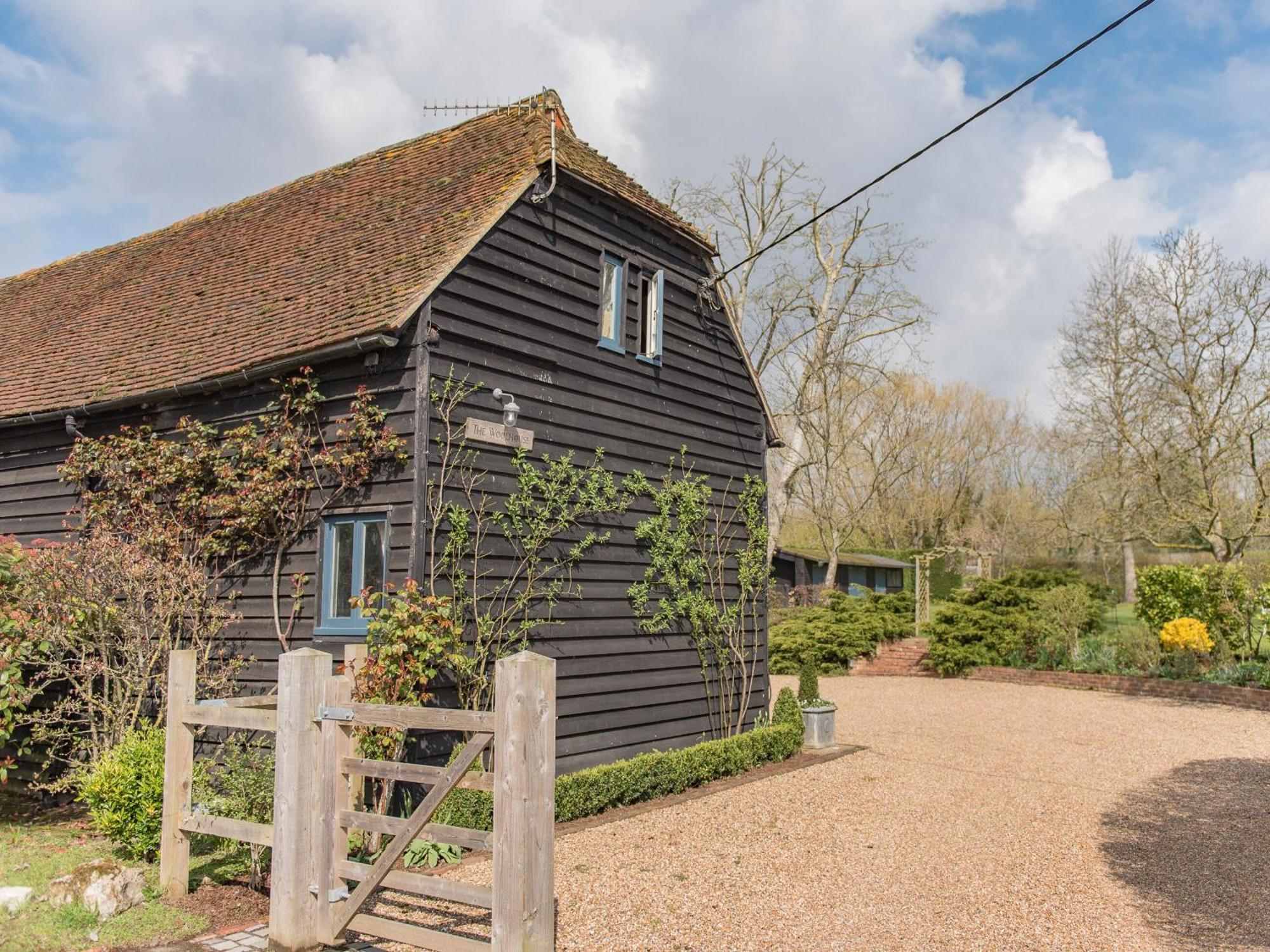 Woolhouse Barn Villa Hunton  Ngoại thất bức ảnh
