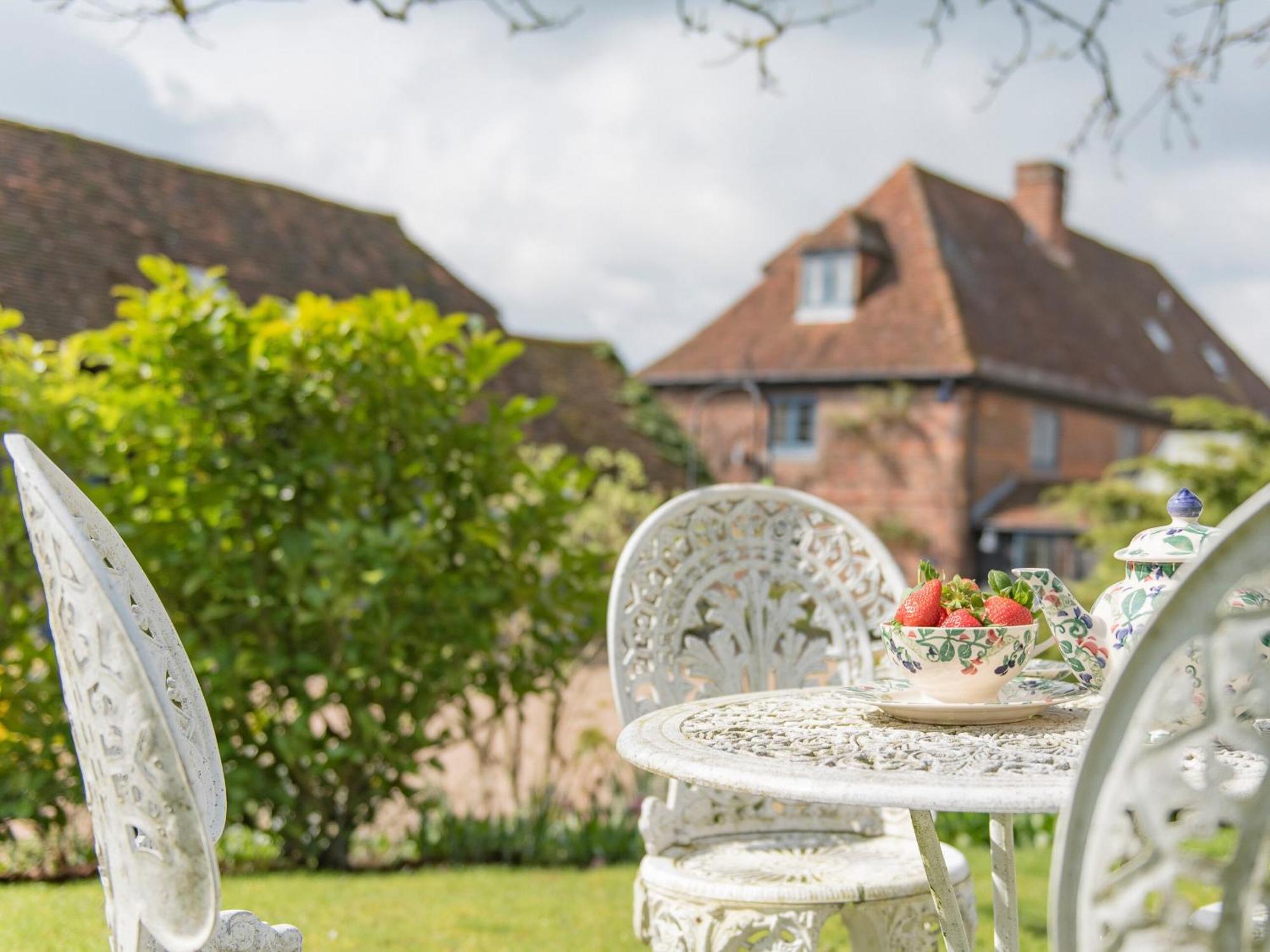Woolhouse Barn Villa Hunton  Ngoại thất bức ảnh